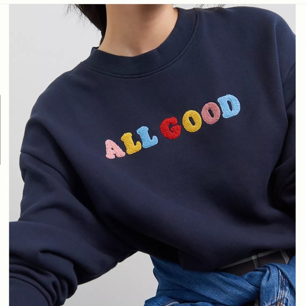Levi’s All Good Cropped Graphic Sweatshirt